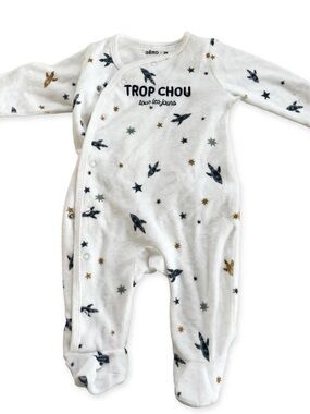 3 = $10 White Footed One-Piece with Star & Bunny Print - 3 months